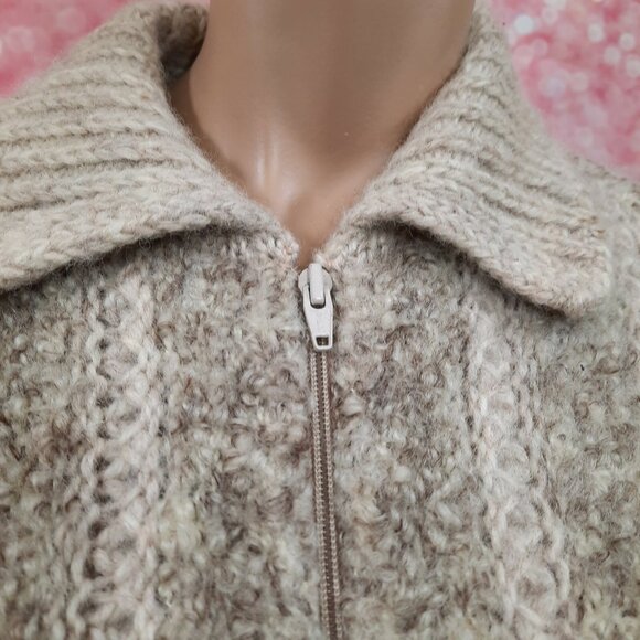 Vintage 70s Chunky Wool Cardigan Womens size M Full Zip Beige Sweater Pockets - Picture 3 of 12